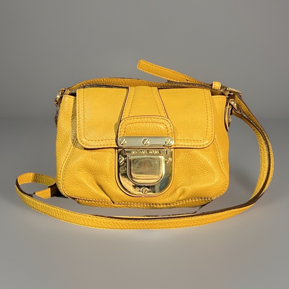 Michael Kors Charlton Crossbody Shoulder Bag Yellow Leather w/Push Lock Closure